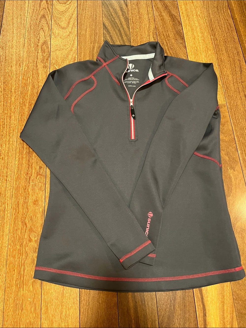 Sunice Black Top with Pink Trim